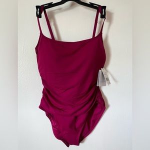 La Blanca Swimsuit Wine color Size 12 Bust 38.5 Waist 30.5 Hip 41 New whit tag.